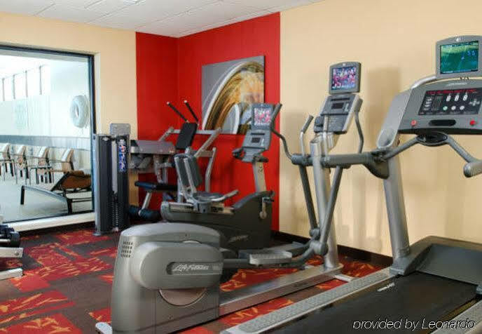 Hotel Courtyard By Marriott Indianapolis Airport Exterior foto